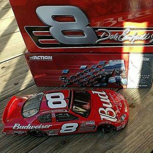HOST PICK Action 2003 Dale Earnhardt Jr.'s Budweiser Monte Carlo 1:24 Diecast